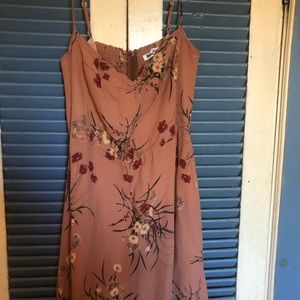 🆕 Reformation floral pink dress